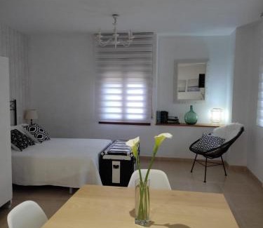 Monroyo Apartment | Apartamento La Placeta