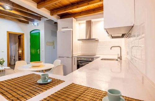 Doctor Barraquer-Grupo Renfe-Policlinico Apartment | Apartamento Macarena, en el Centro de Sevilla