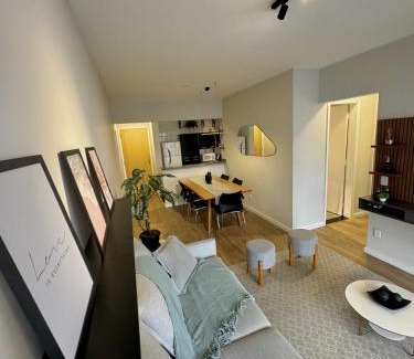 Vila Julia Apartment | Apartamento Moderno Enseada Guarujá