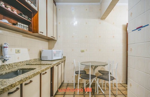 Vila Julia Apartment | Apartamento no Guarujá a 5 Min da Praia da Enseada
