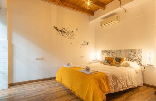 Doctor Barraquer-Grupo Renfe-Policlinico Apartment | APARTAMENTO PATIO ANDALUZ EN SEVILLA