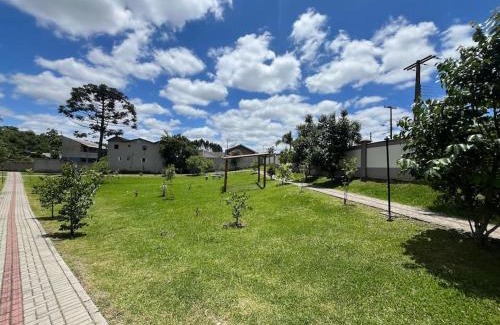 Campo Largo Apartment | Apartamento prox Outlet Campo Largo, BR e Hospitais, possui lava e seca