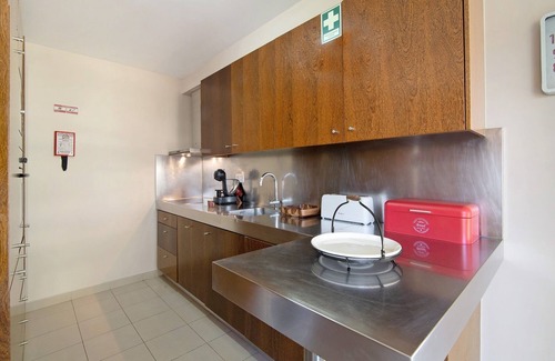 Salgados Apartment | Apartamento Salgados Sol e Sal with Pool, Wi-Fi, A/C & Garden