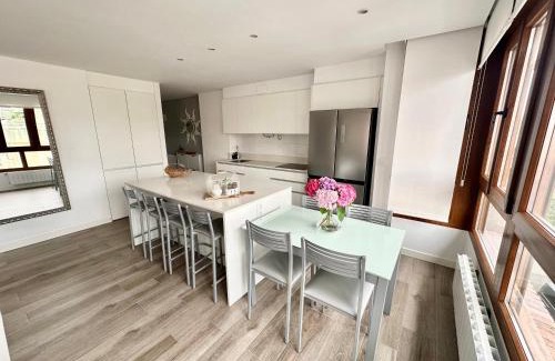 Somo Apartment | Apartamento Somo Playa con garaje, Cantabria