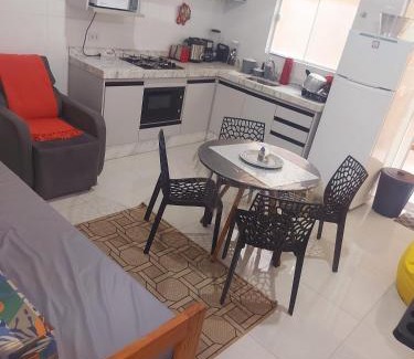 Maranduba Apartment | Apartamento Ubatuba Maranduba 150m da Praia