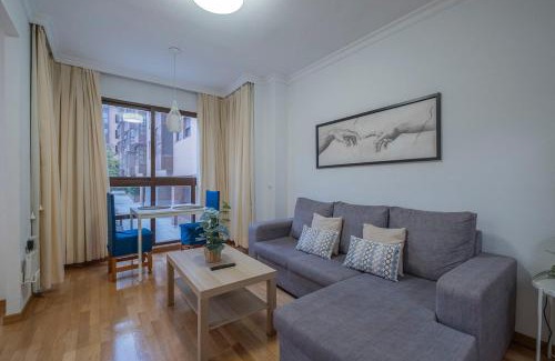 Rejas Apartment | Apartamento Wanda Ifema con Parking y Piscina