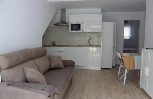 Playas del Palo Apartment | Apartamentos Angelita Plaza Beach
