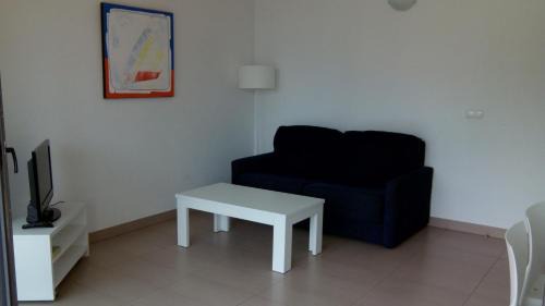 Benidorm Apartment | Apartamentos con terraza Torre D'Oboe by Renthas