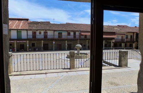 Cuacos de Yuste Condo | Apartamentos Entre Fuentes 50 m2 en casco histórico de Cuacos de Yuste, La Vera