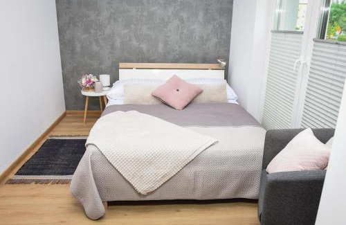 Brzezinka Apartment | Apartamenty Legionów 30