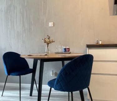 Gliwice Apartment | Apartamet Poezji A04 Blue