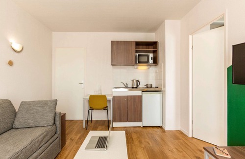 Carrieres-sous-Poissy House | Aparthotel Adagio Access Carrières-sous-Poissy