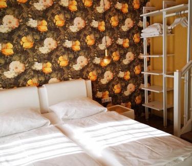 Bad Waltersdorf Apartment | Aparthotel "Goldener Hahn Apartments"