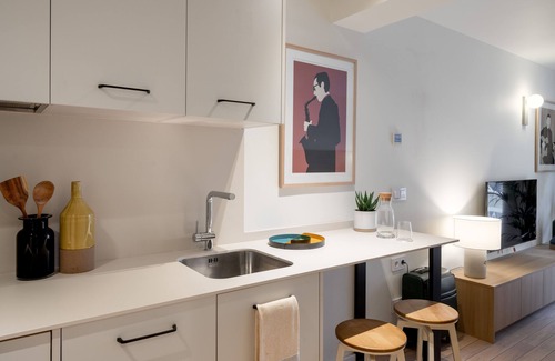 Lovaina Apartment | Aparthotel Libere Vitoria