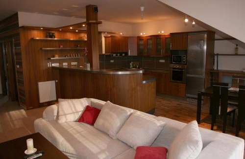 Plzen Apartment | Apartmán Bílá Hora - Roudná
