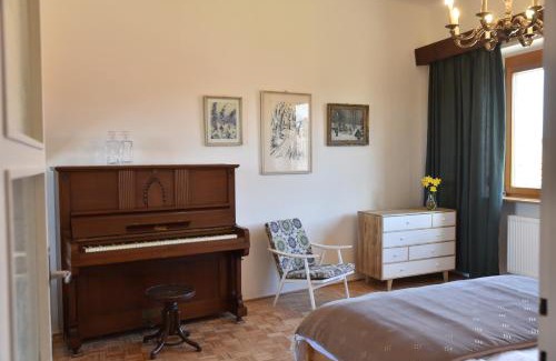 Lednice Apartment | Apartmán s klavírem