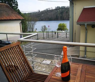 Zupanovice Apartment | Apartmán U vody