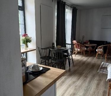 Jaromer Apartment | Apartmány Oxota