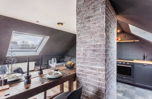 Schloss Holte-Stukenbrock Apartment | Apartment 'Industrial' with Wi-Fi