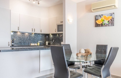 Cumbre del Sol Apartment | Apartment 'Azahar Panorama Suite' with Sea View, Shared Pool and Wi-Fi