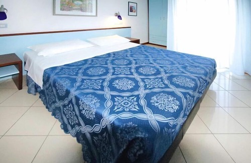 San Benedetto del Tronto Apartment | Apartment in San Benedetto del Tronto near restaurants