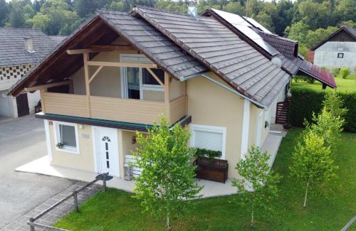 Metlika Apartment | Apartma Marija