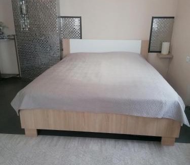 Sturovo Apartment | Apartman ClaRa