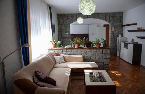 Dakovo Apartment | Apartman Ksenija