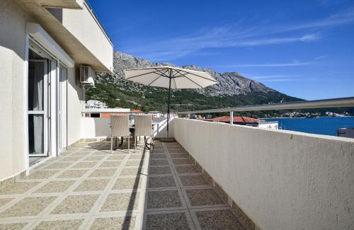 Igrane Apartment | Apartman Luka