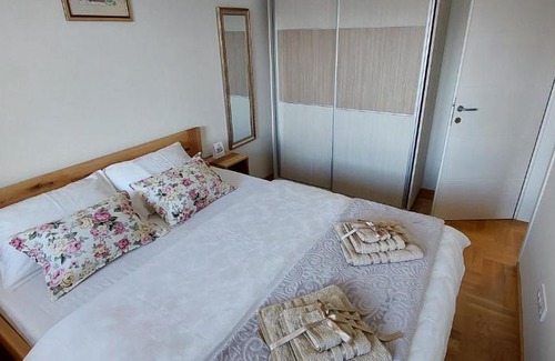 Pale Apartment | Apartman MM