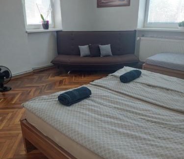 Zadiel Apartment | Apartman Silver