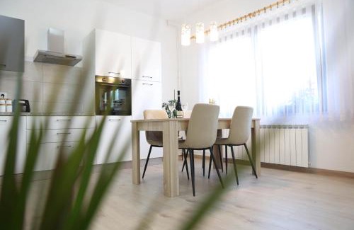 Gospic Apartment | Apartman Tip Top