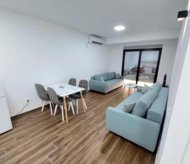 Dobra Voda Apartment | Apartmani Aida