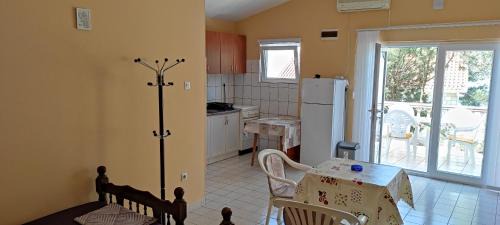 Lustica Apartment | Apartmani Jovanovic