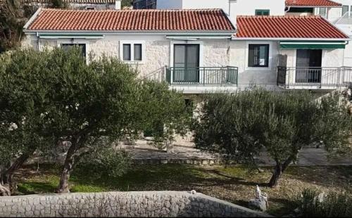Kremena Apartment | Apartmani Kremena small beach 200m