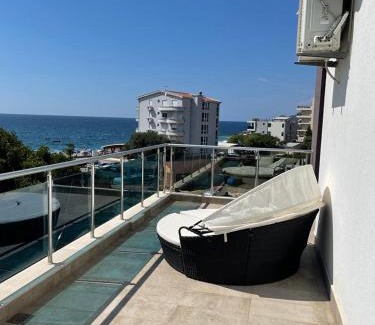 Dobra Voda Apartment | Apartmani Veliki Pjesak 4