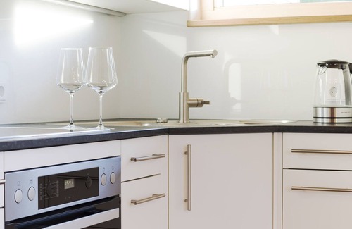 Bad Peterstal-Griesbach Apartment | Apartment 'Himmelsblick' with Mountain View, Balcony and Wi-Fi