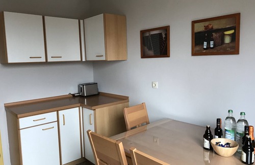 Weiden in der Oberpfalz Apartment | Apartment 'Business' with Sea View, Balcony and Wi-Fi
