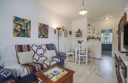 Poblado Sancti Petri Apartment | Apartment "Casa Mercedes" close to the Beach with Pool & Garden
