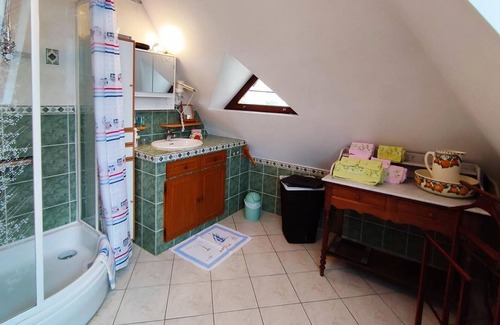 Le Mesnil-sous-Jumieges Apartment | Apartment Le Mesnil-sous-Jumièges, 1 bedroom, 2 persons