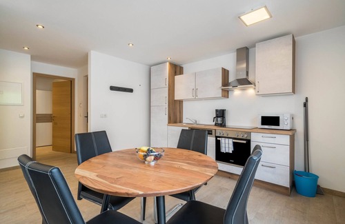 Resia Apartment | Apartment "Lamm 4" with Mountain View, Balcony & Wi-Fi