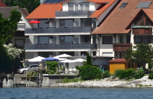 Immenstaad am Bodensee Apartment | Apartment 'Apt Typ A1 21' with Shared Terrace, Shared Garden and Wi-Fi