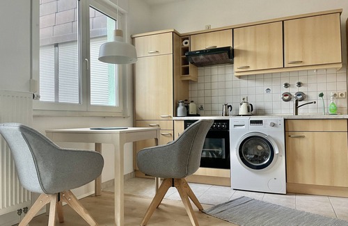 Radolfzell am Bodensee Apartment | Apartment 'Seehaase' with Balcony and Wi-Fi