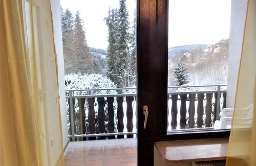 Triberg im Schwarzwald Apartment | Apartment Bergblick in an idyllic location on the edge of the forest, 5 min. to the waterfall