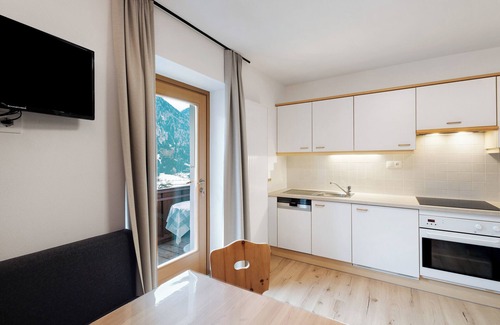 Anterselva Apartment | Apartment 'Pfaffingerhof Apt Piccolo Rabbit' with Mountain View, Shared Garden and Wi-Fi