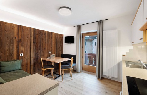 Anterselva Apartment | Apartment 'Pfaffingerhof Apt Piccolo Rabbit' with Mountain View, Shared Garden and Wi-Fi