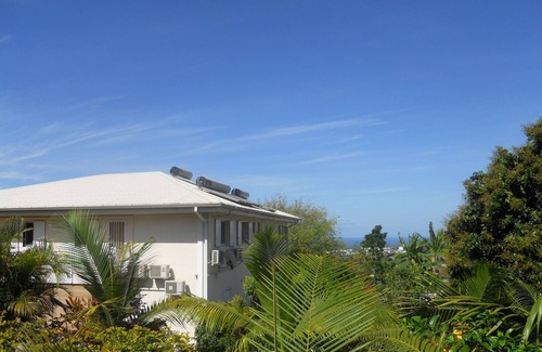 Saint-Louis Apartment | Apartment classified 2 stars in lush greenery near sea and mountains