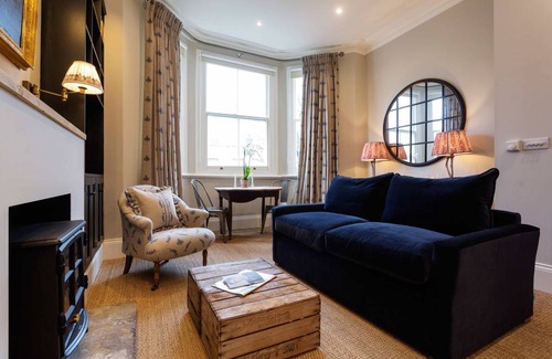 Addison Apartment | Apartment ∙ 1 bedroom ∙ 2 guests