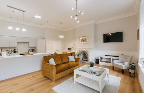 Richmond Apartment | Apartment ∙ 1 bedroom ∙ 4 guests