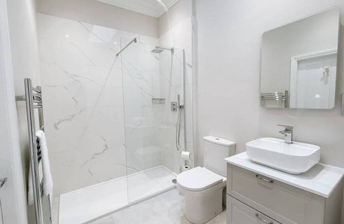 Richmond Apartment | Apartment ∙ 1 bedroom ∙ 4 guests